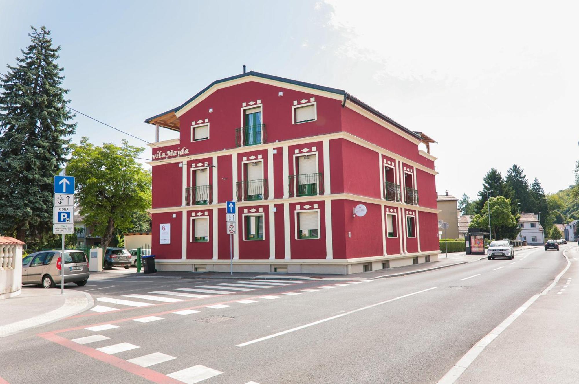 Apart Hotel Asteria Liubliana Exterior foto